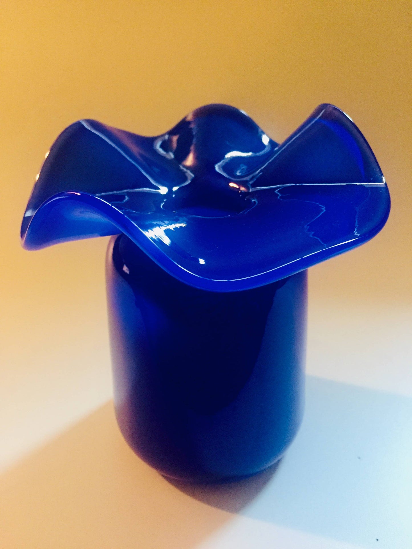 Ruffle Bud vase: Light Blue / Blown Glass / 5”x4”