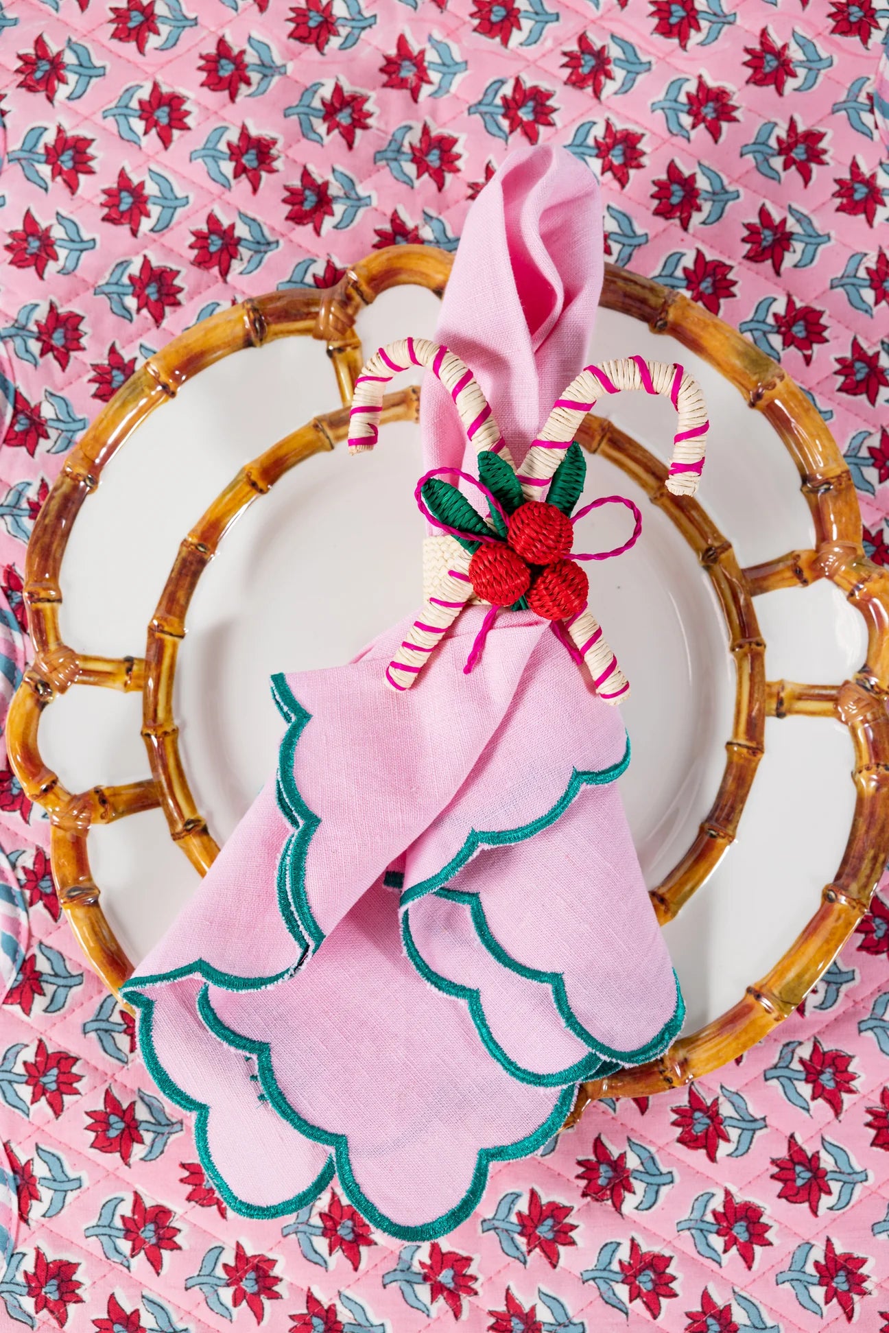 RAFFIA NAPKIN RING - CANDY CANE