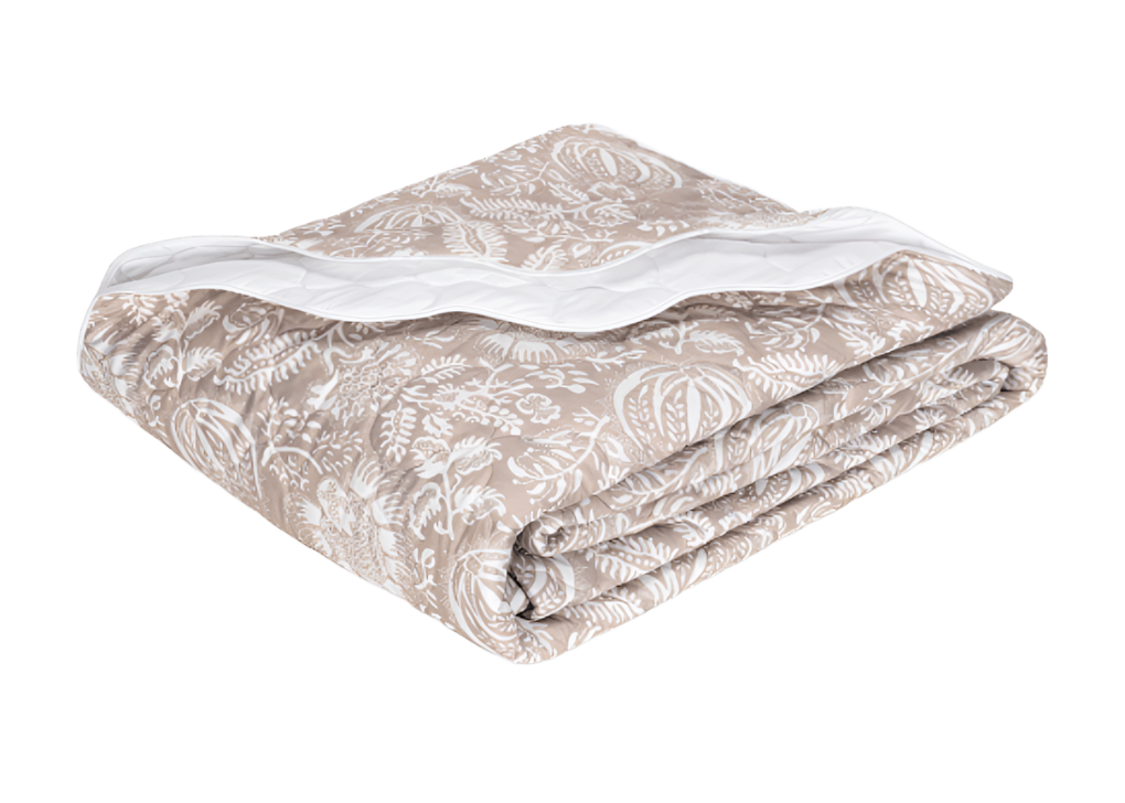 Granada Quilted Coverlet in Dune