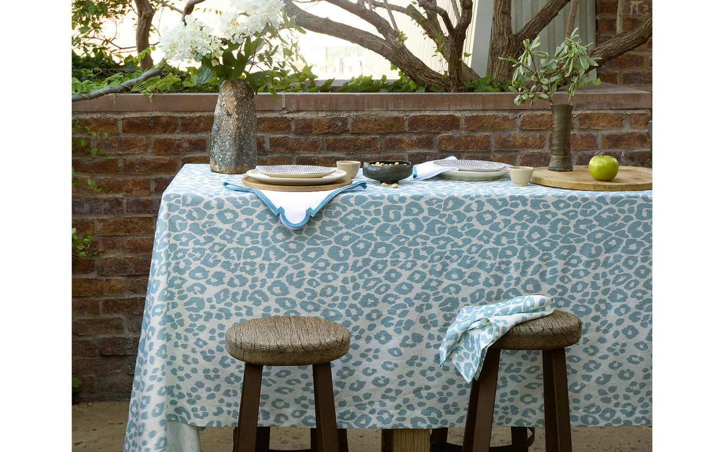 Iconic Leopard Tablecloth Sky
