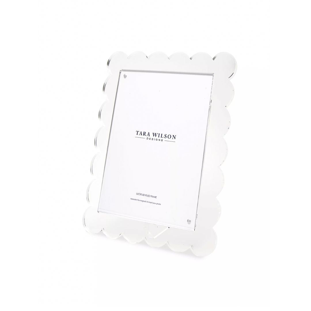 Clear Scalloped Picture Frame