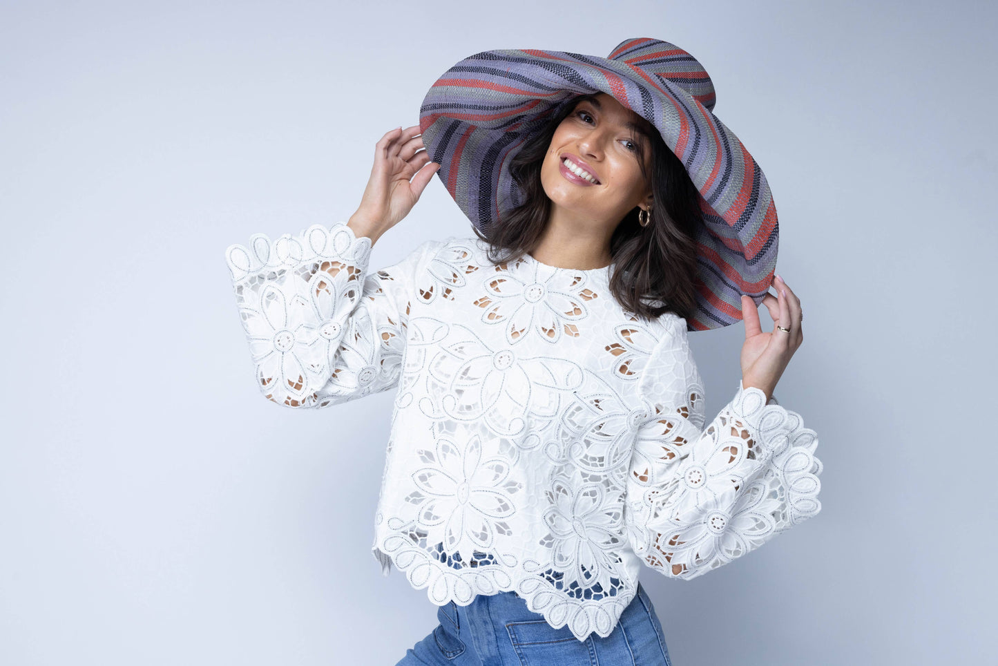 Monica 5" & 7" Wide Brim Stripe Packable Straw Sun Hats: Fuchsia & Coral Swirl / 7 Inch