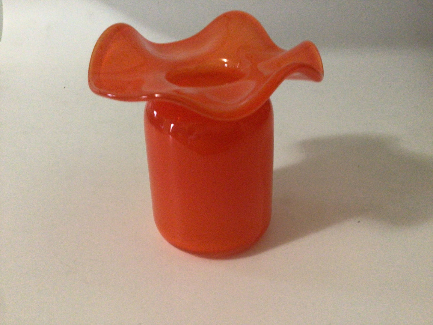 Ruffle Bud vase: Light Blue / Blown Glass / 5”x4”