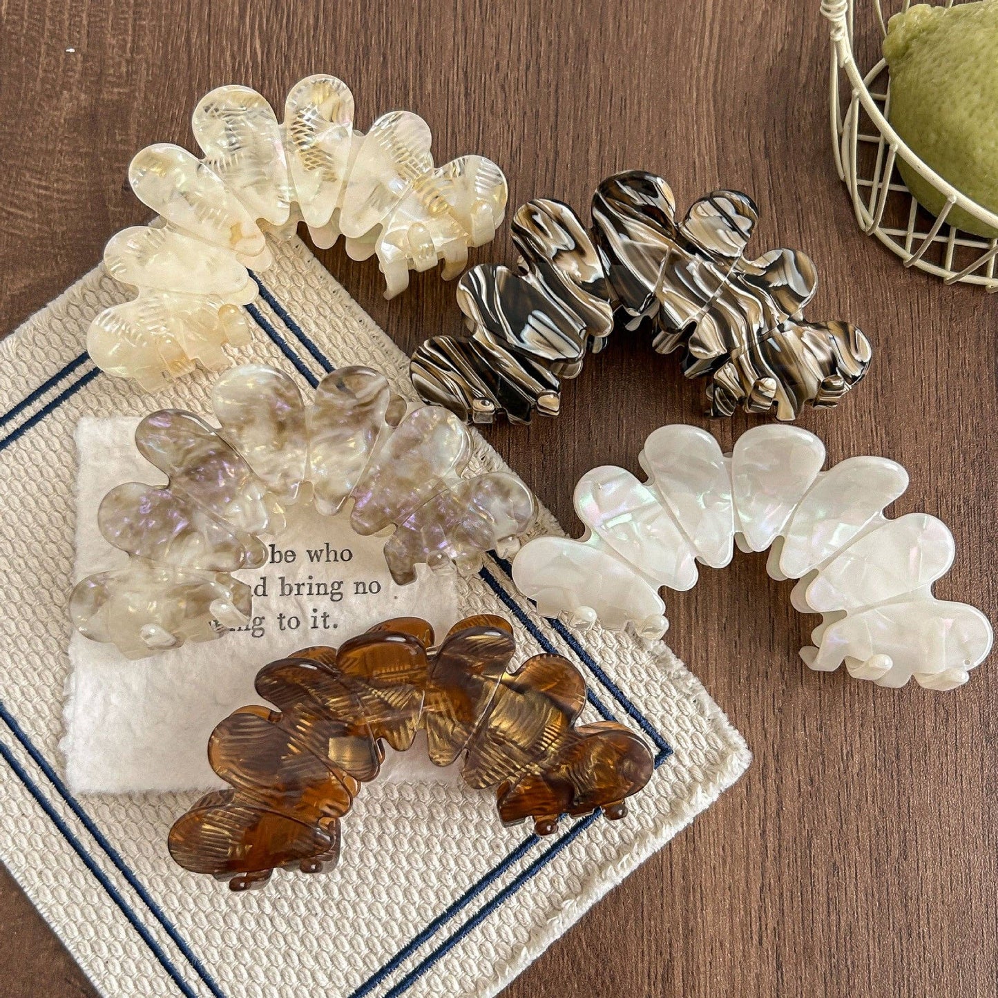 Elegant Geometric Acetate Hair Claw Clips DP25F983: White