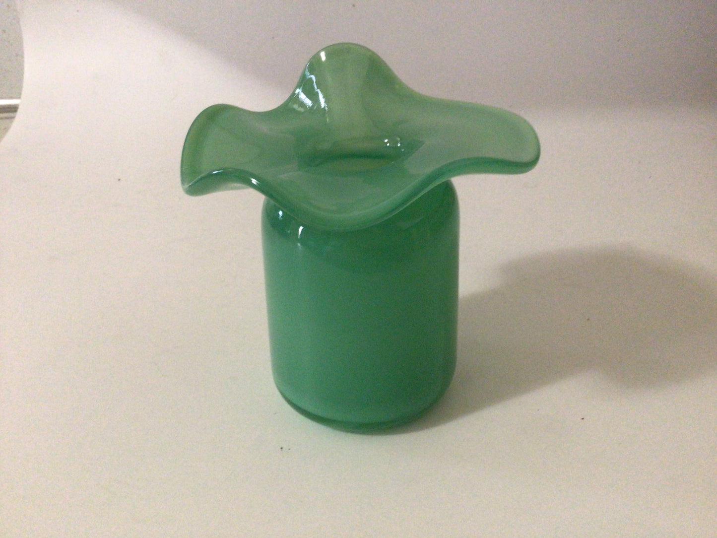 Ruffle Bud vase: Light Blue / Blown Glass / 5”x4”
