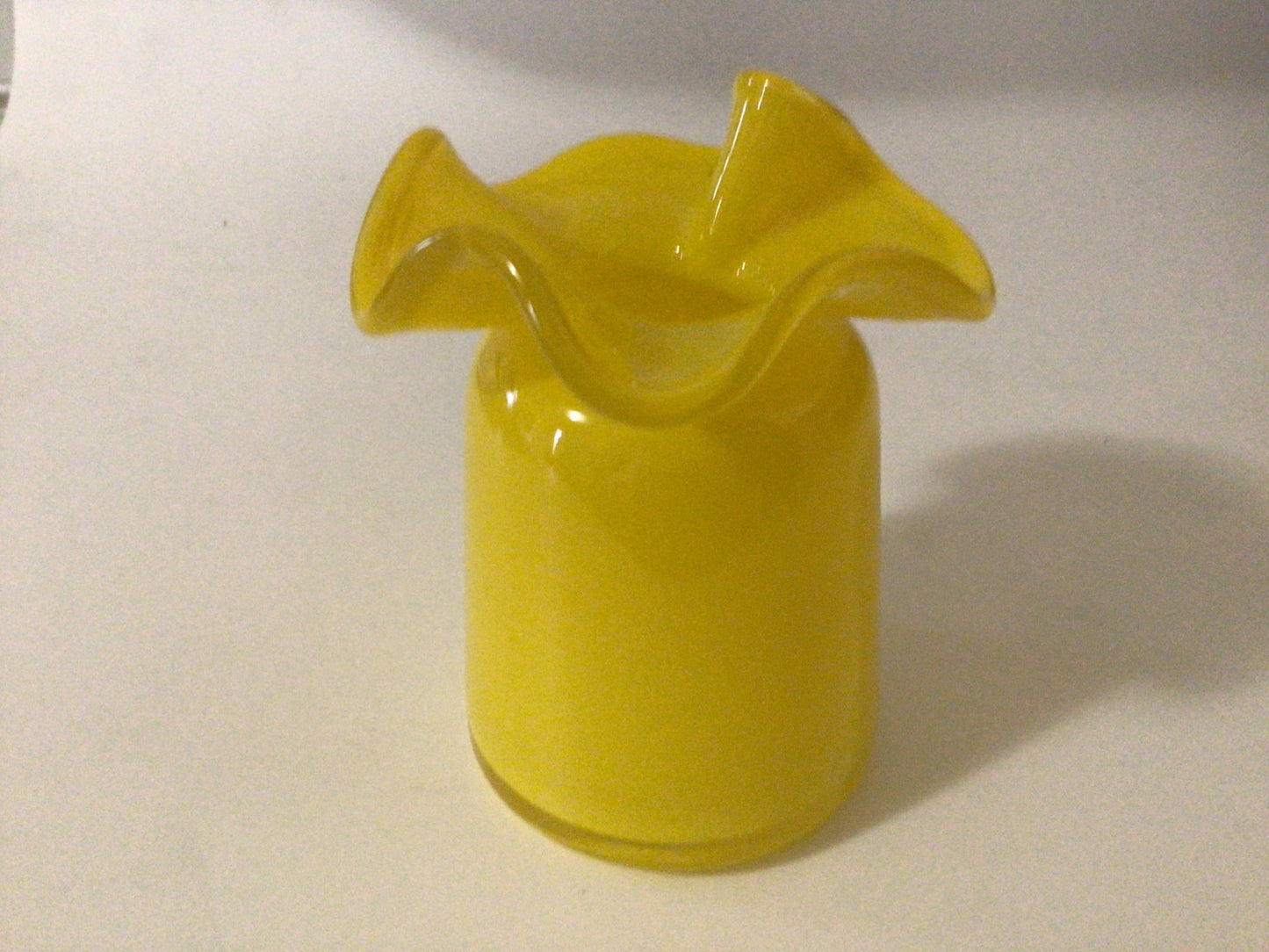 Ruffle Bud vase: Light Blue / Blown Glass / 5”x4”