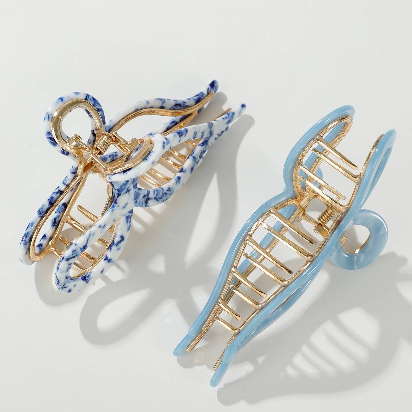 Sabrina Coastal Ribbon Metal Bow Claw Clip - Large: Assorted