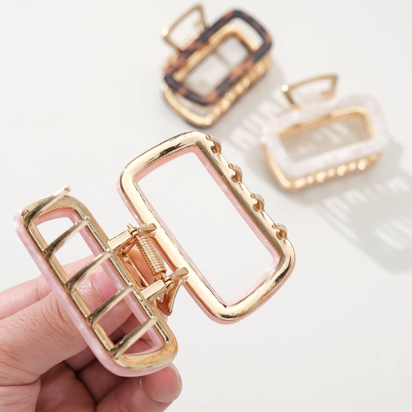 Harlow Core Rectangle Metal Claw Clip - Medium/Large: Assorted