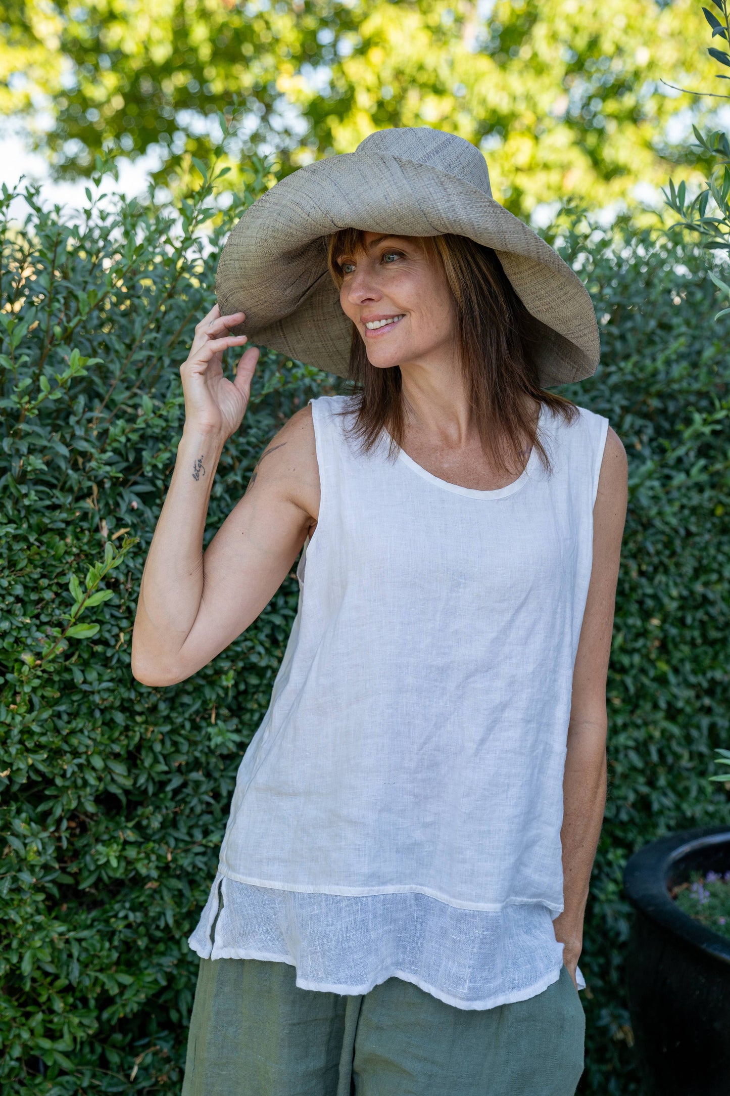 Monica 5" & 7" Wide Brim Solid Color Packable Straw Sun Hats: Denim / 5 Inch