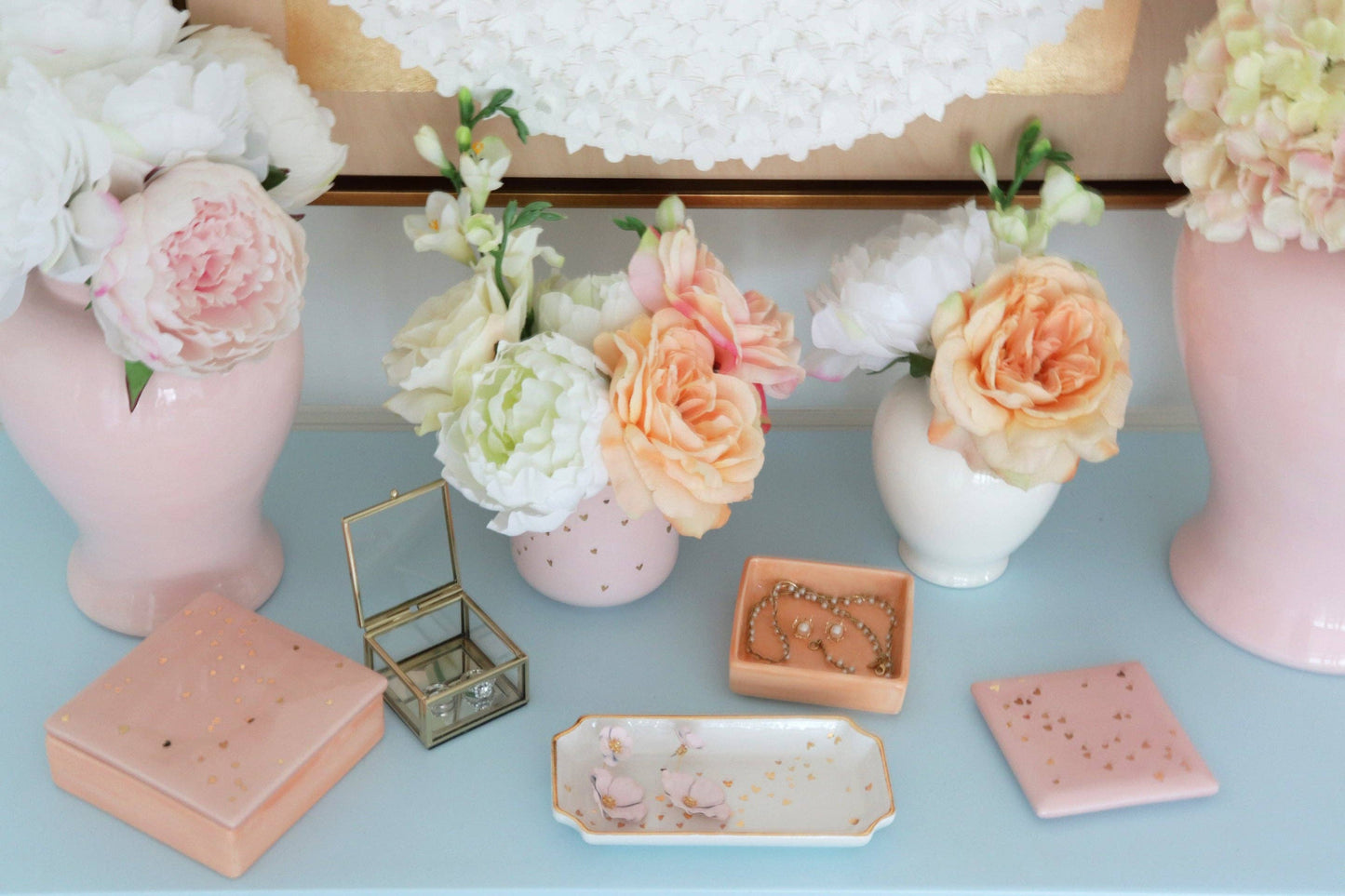 "Confetti Hearts" Tray: Pink / Large