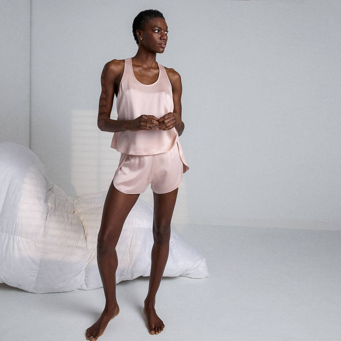 Washable Silk Tulip Back Set: Delicate Pink / S