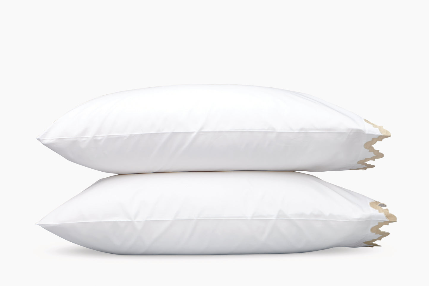 Matouk Aziza Pillowcase - Pair