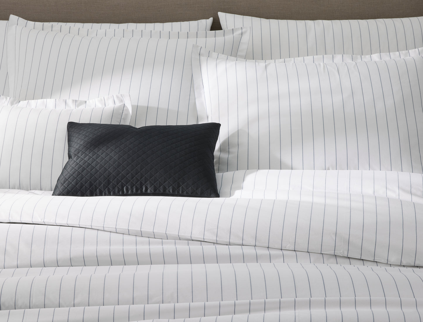 Matouk Amalfi Duvet Cover