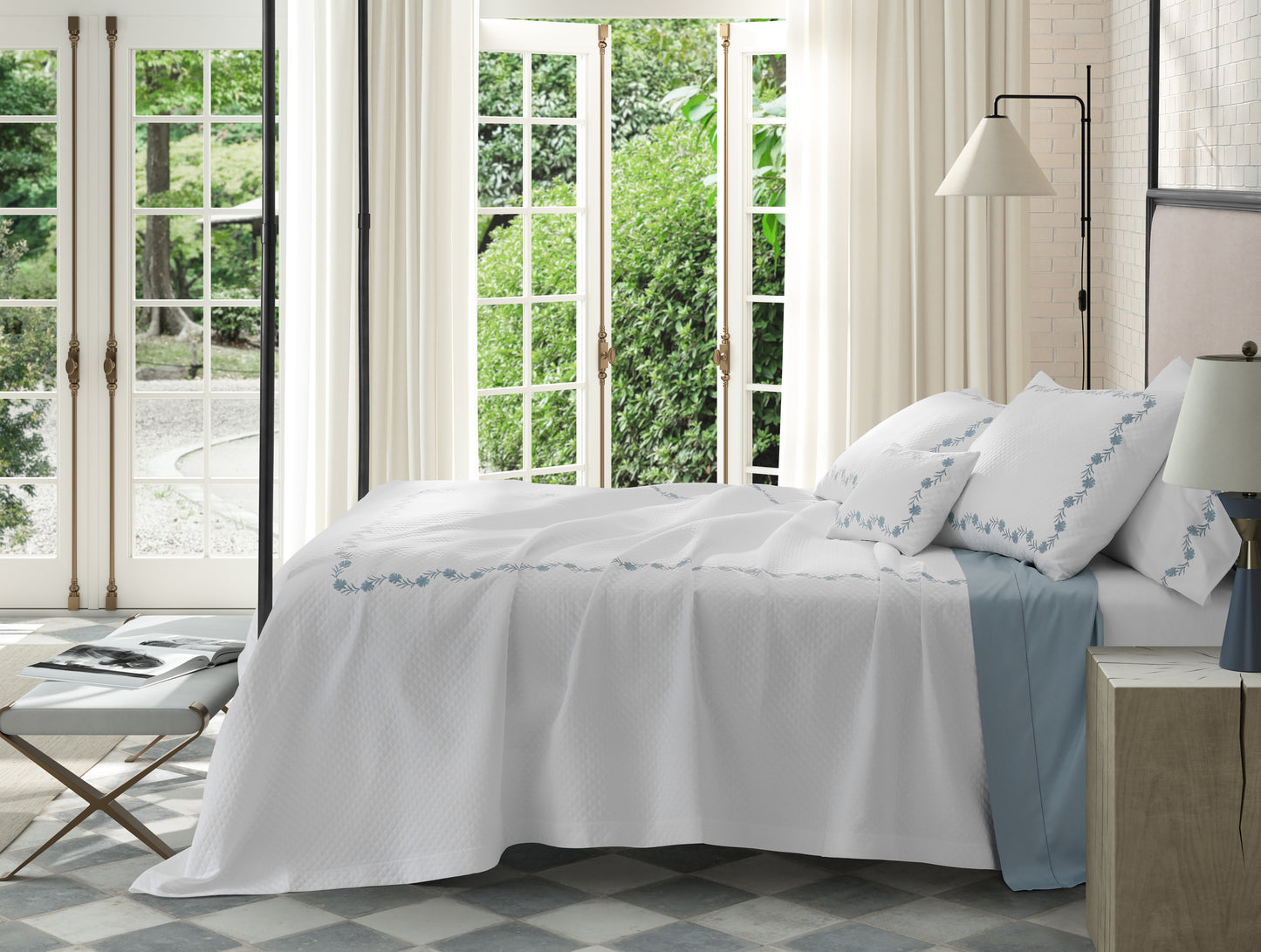Matouk Daphne Matelasse Coverlet