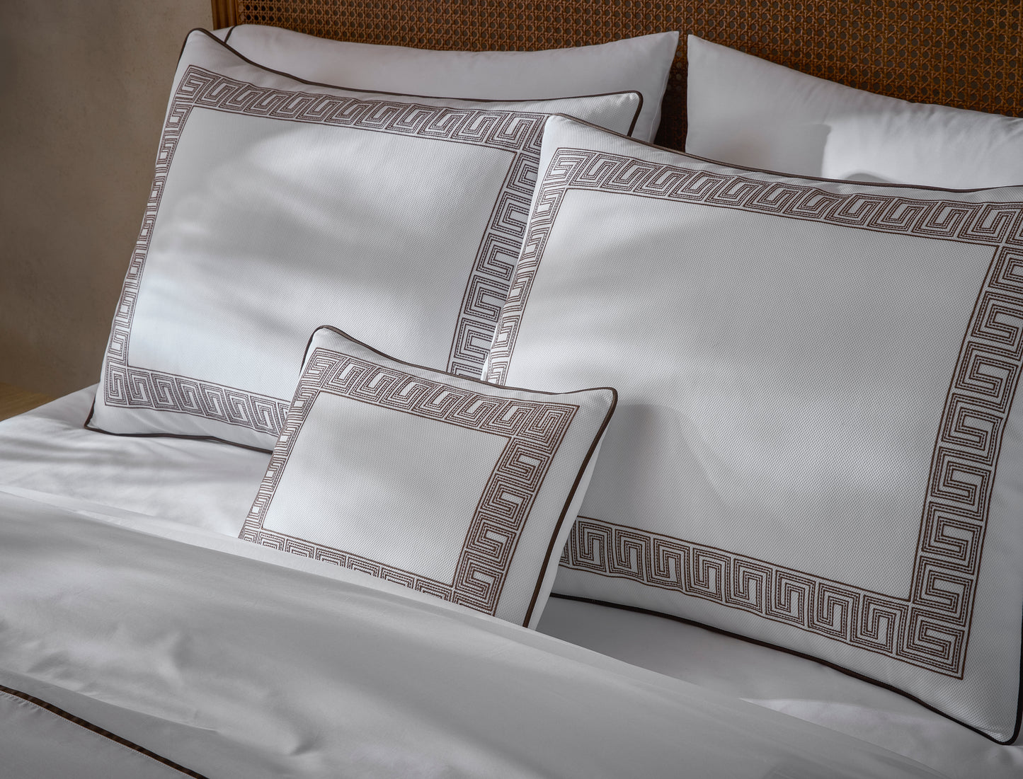 Matouk Ophelia Pique Coverlet