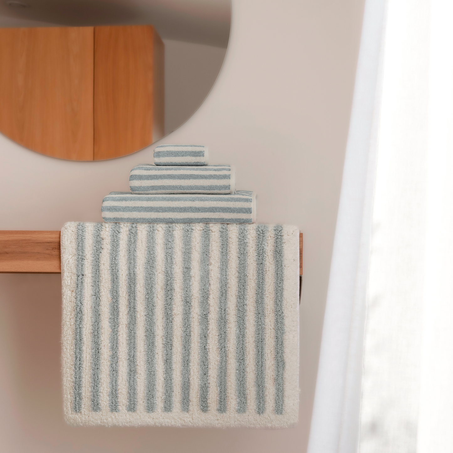 Graccioza Douro towels in Sea Mist/Snow