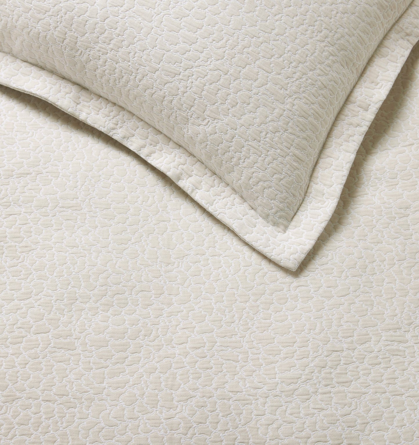 SFERRA Aurelia Coverlet