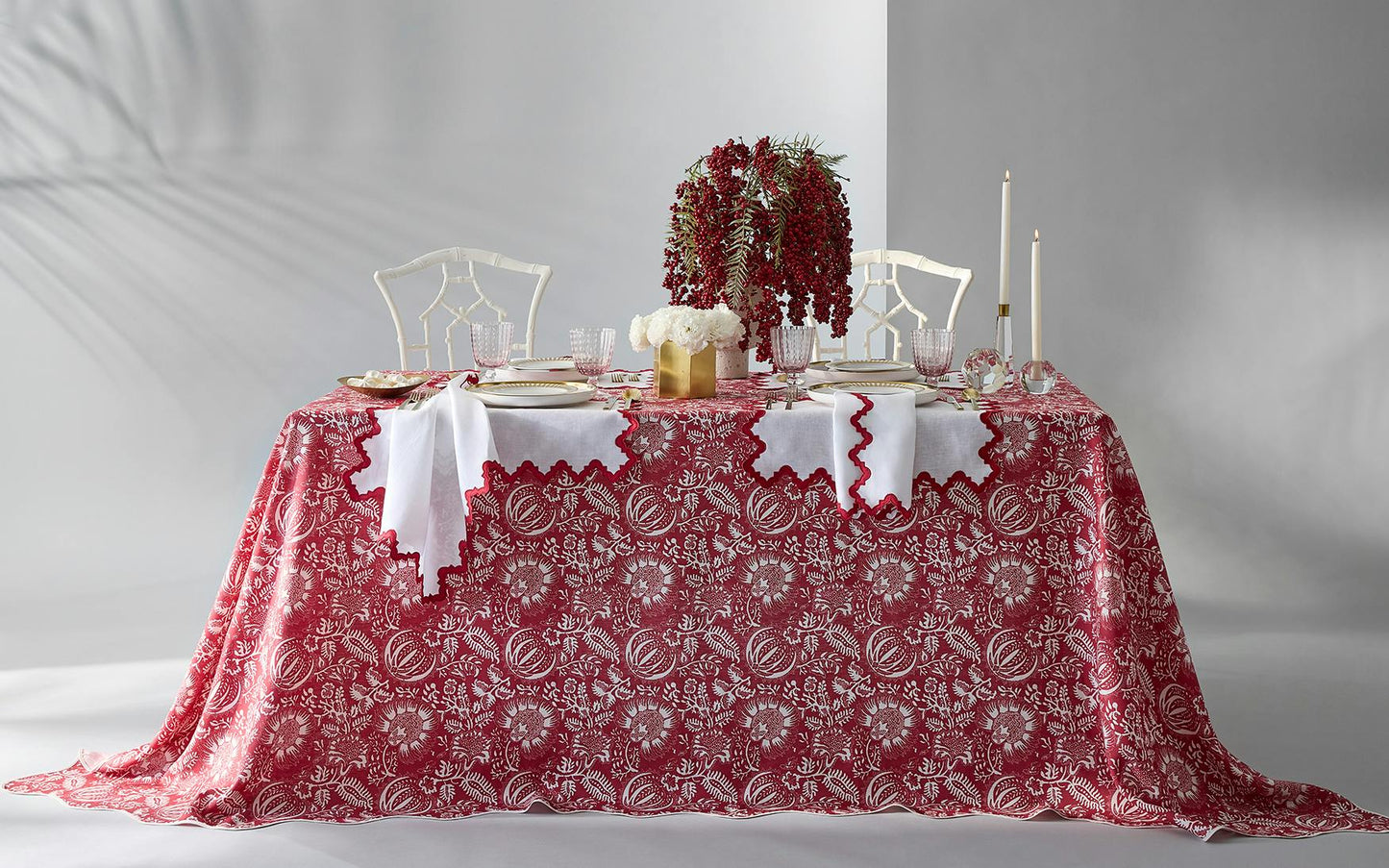 Granada Napkin Set of 4 Scarlet