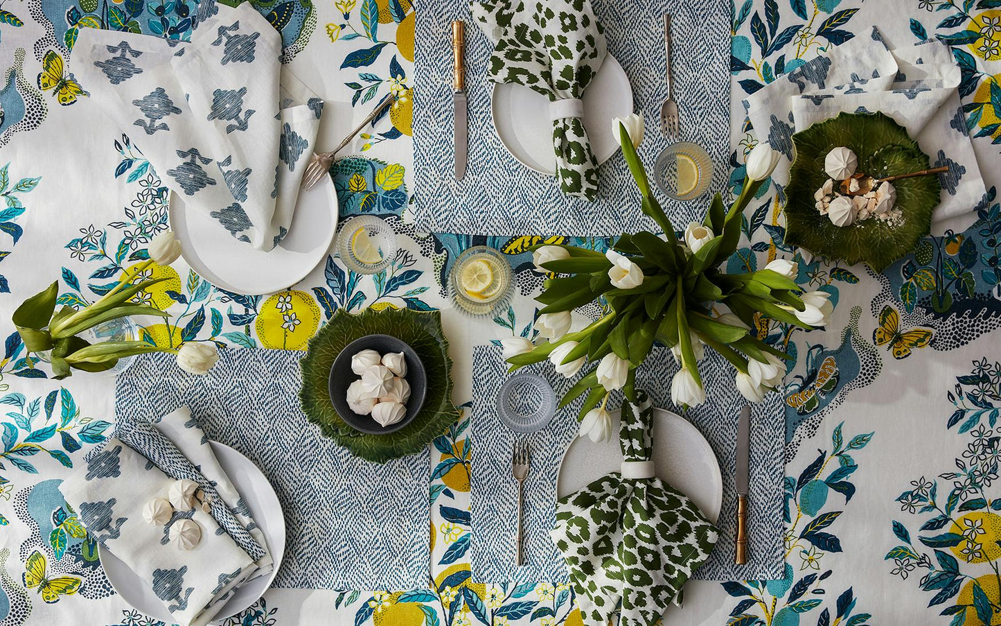 Iconic Leopard Tablecloth Green