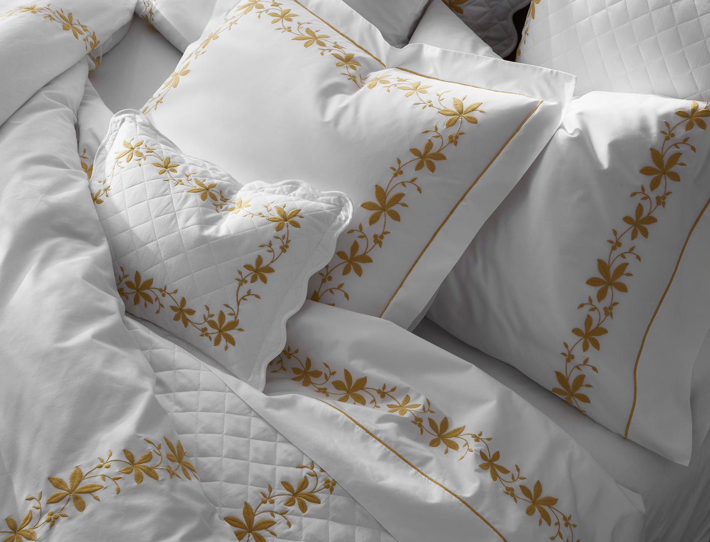 Matouk Callista Flat Sheet