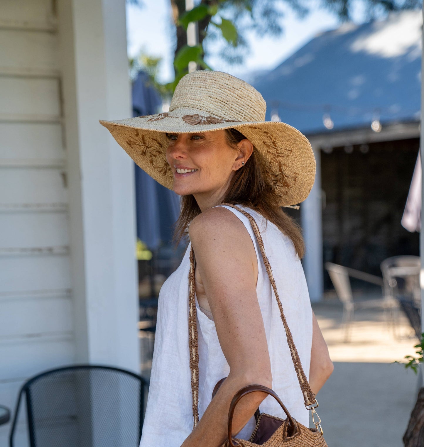 Gigi 5.5" Brim Floral Embroidered Crochet Straw Sun Hats: Cinnamon