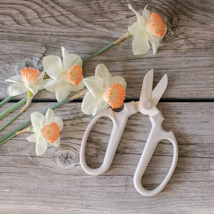 Japanese Floral Clippers: Fog