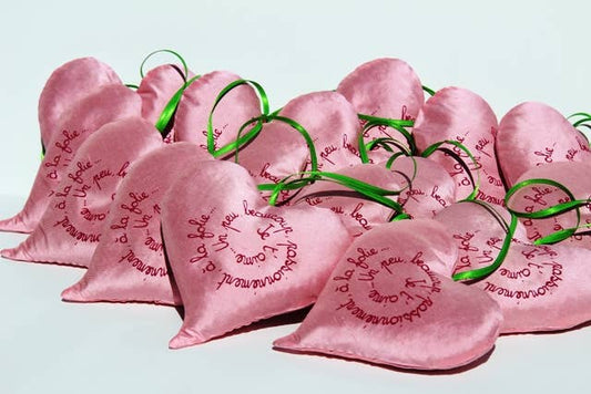 French lavender heart sachet. Valentine gift / ornement: Silk ballet / French love poem