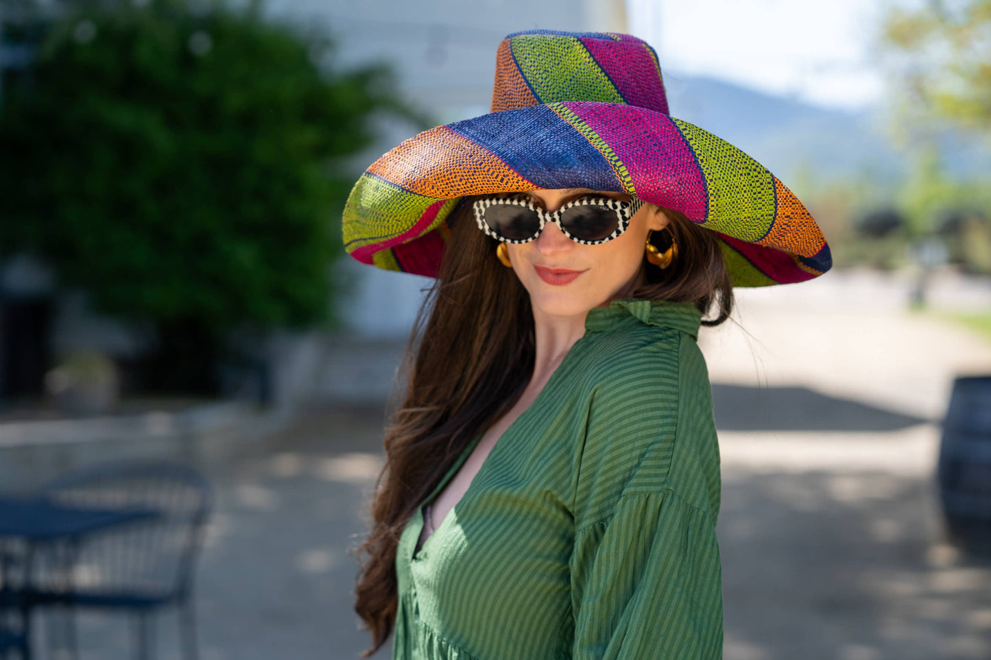 Monica 5" & 7" Wide Brim Stripe Packable Straw Sun Hats: Olive Swirl / 7 Inch