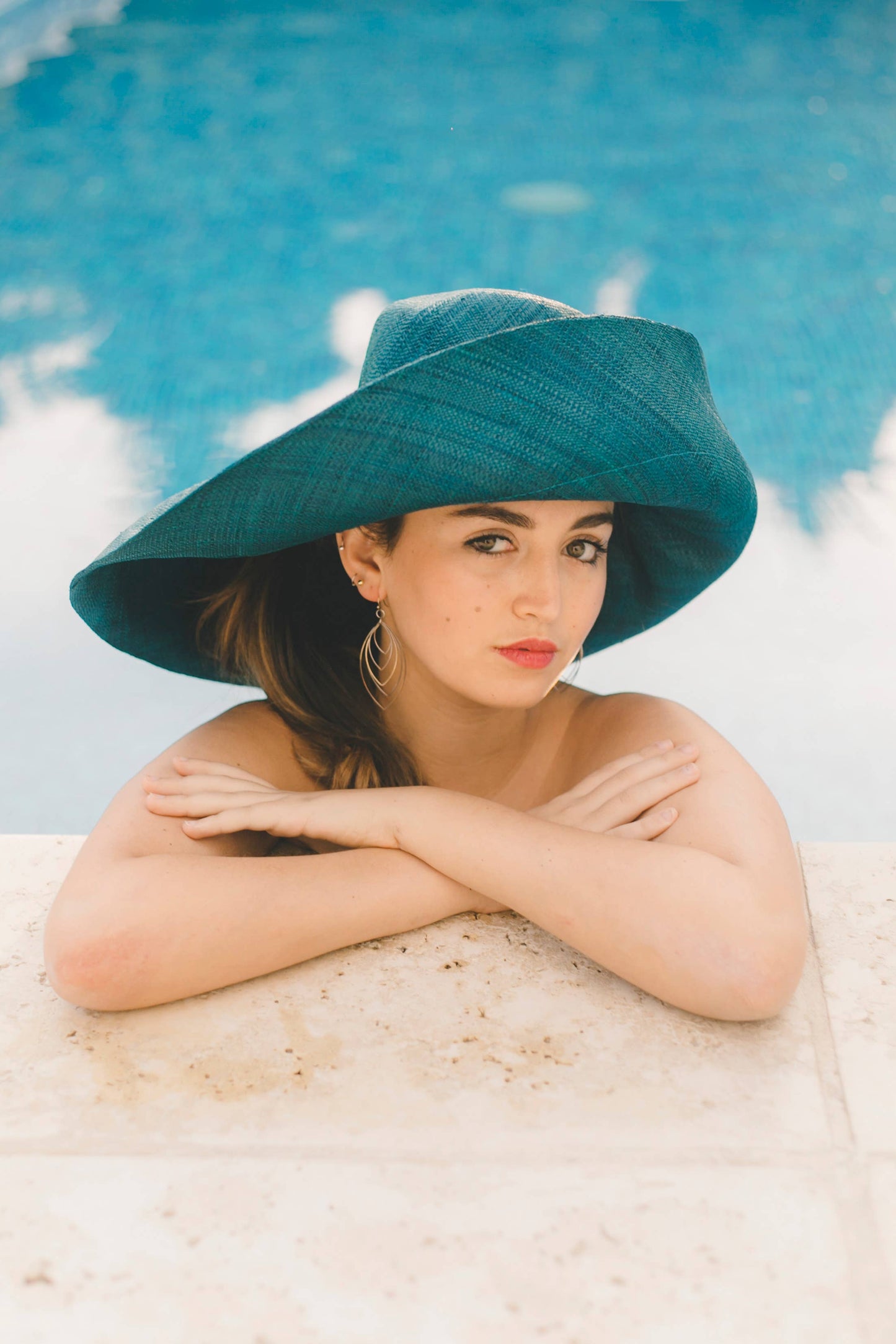 Wide Brim Solid Color Packable Straw Sun Hats: Turquoise / 5 Inch