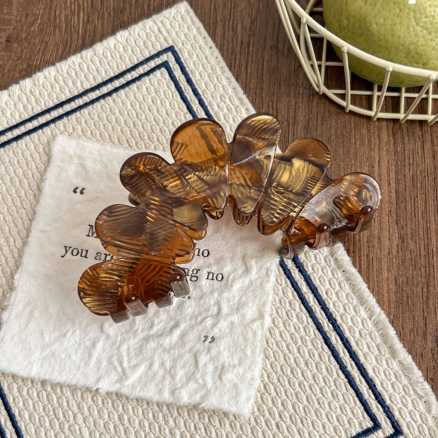 Elegant Geometric Acetate Hair Claw Clips DP25F983: White