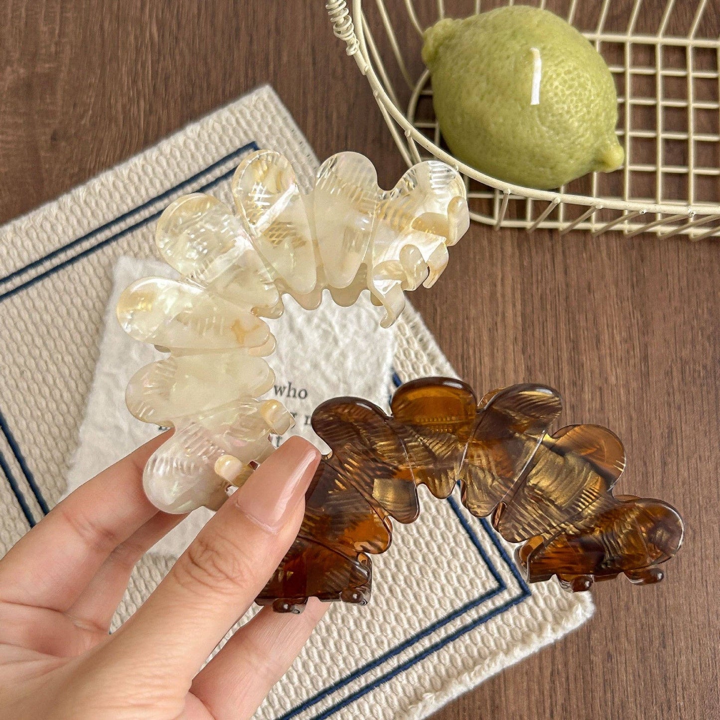 Elegant Geometric Acetate Hair Claw Clips DP25F983: White