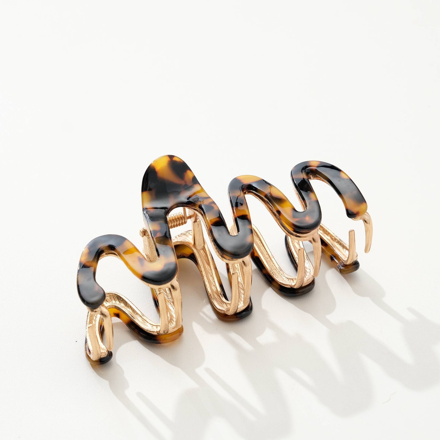 Willow Core Metal Squiggle Claw Clip - Large: Assorted