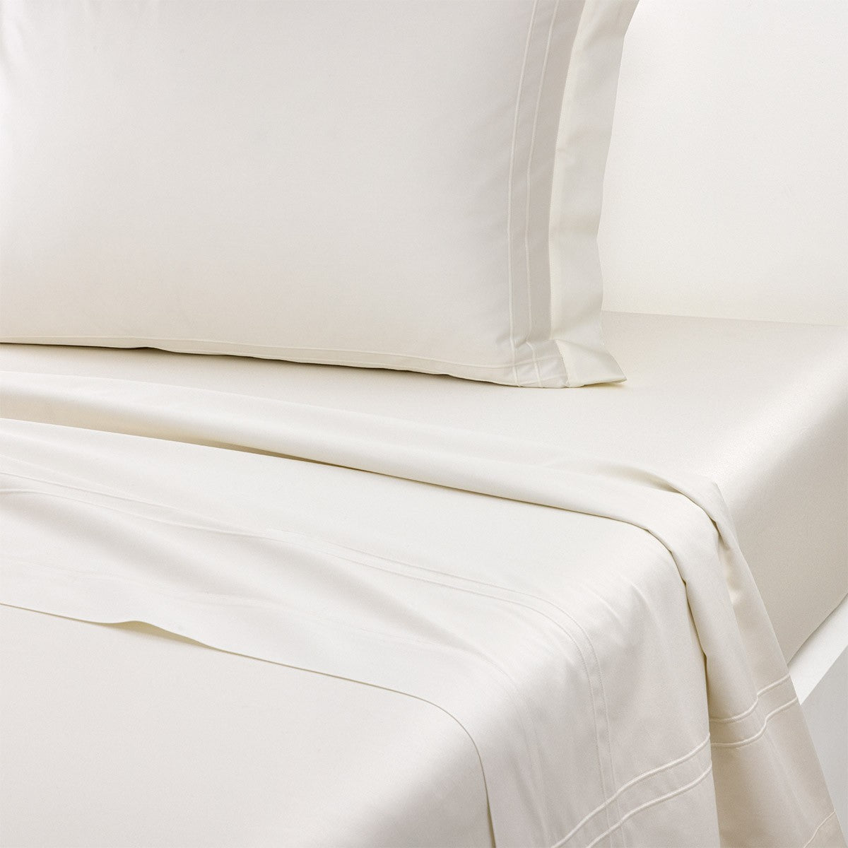 Yves Delorme Couture Adagio Flat Sheet