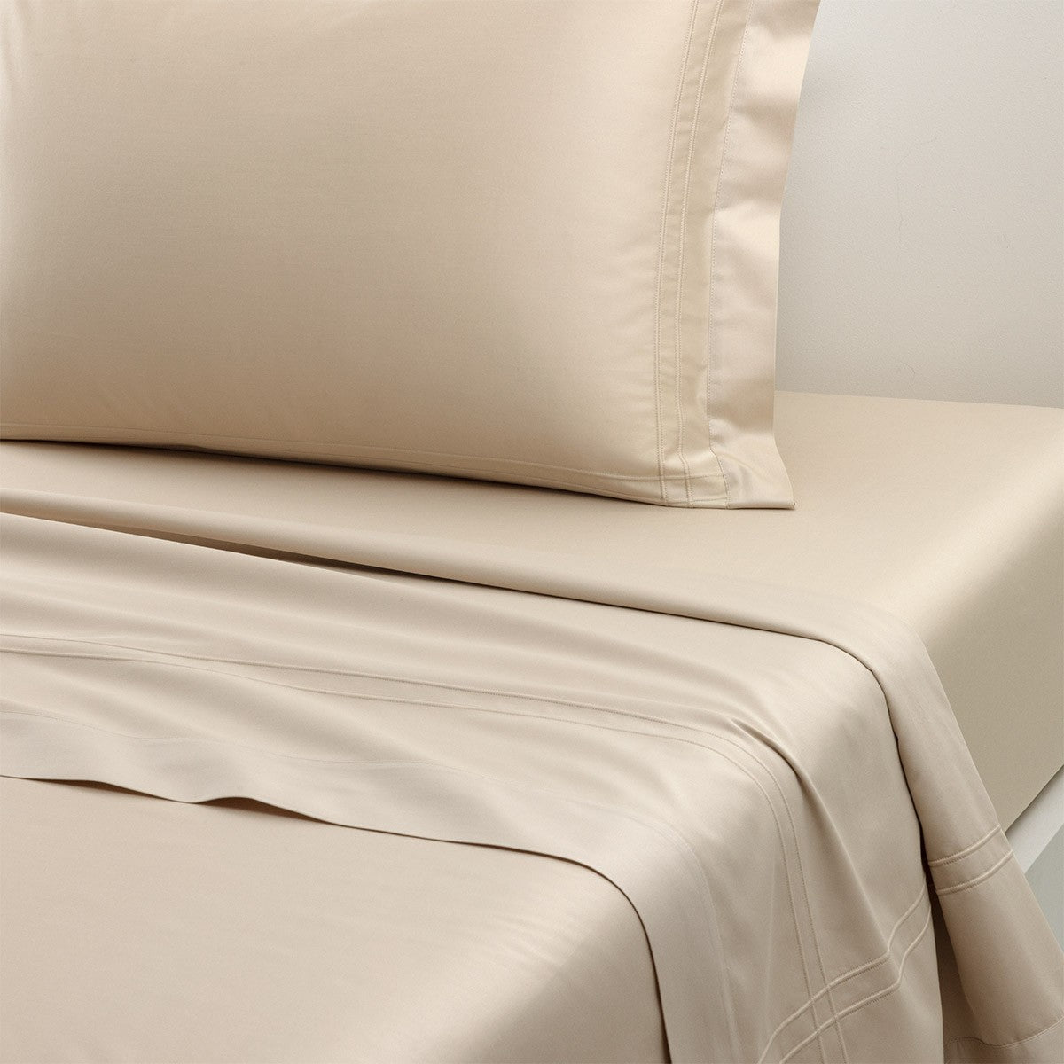 Yves Delorme Couture Adagio Flat Sheet