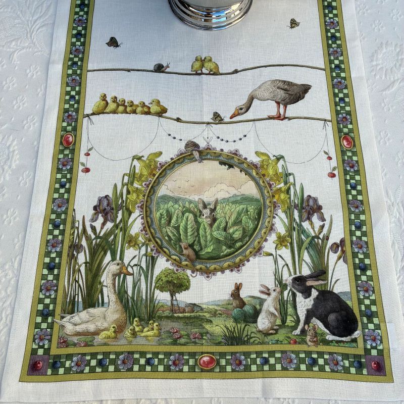 Tessitura Toscana Bunny Garden Tablecloth