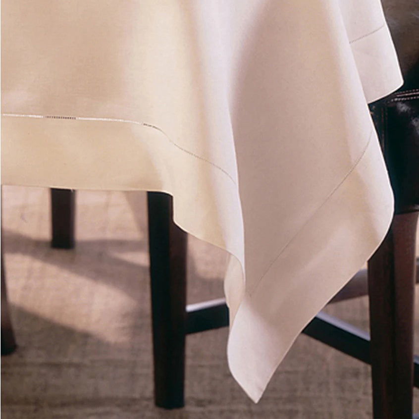 Classico Tablecloth